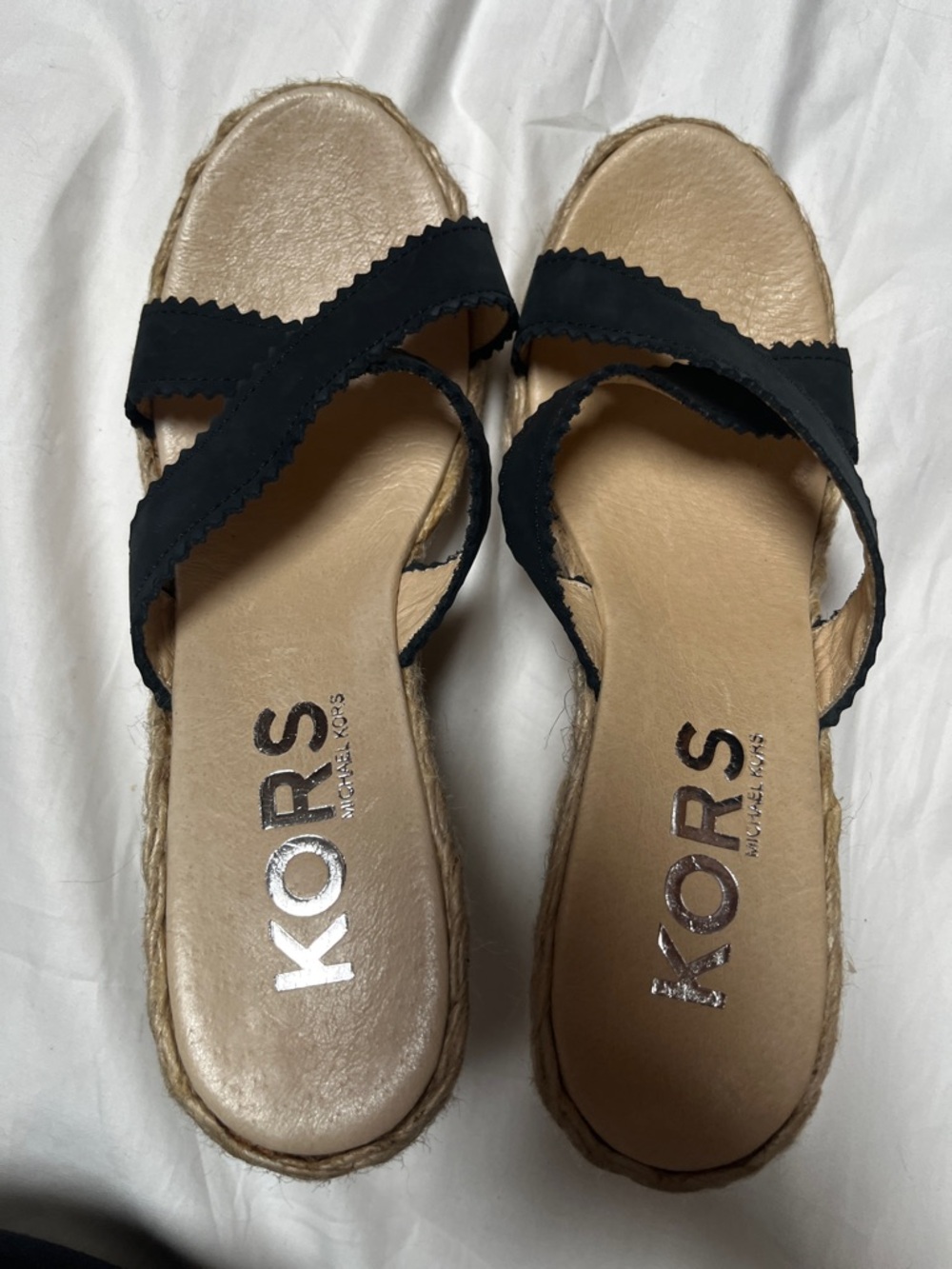 MICHAEL KORS LuLu Black Crisscross Espadrille Wedge Sandals Sz 7 - Picture 6 of 8